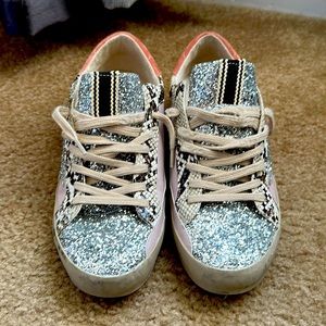 Women’s Shu Shop sneakers size 7.5